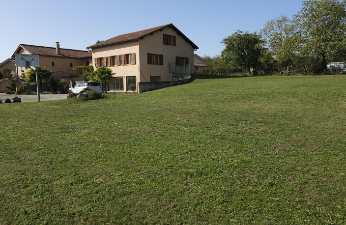A 40 minutes de Lyon, belle villa de 450m2 avec piscine inté — photo 4