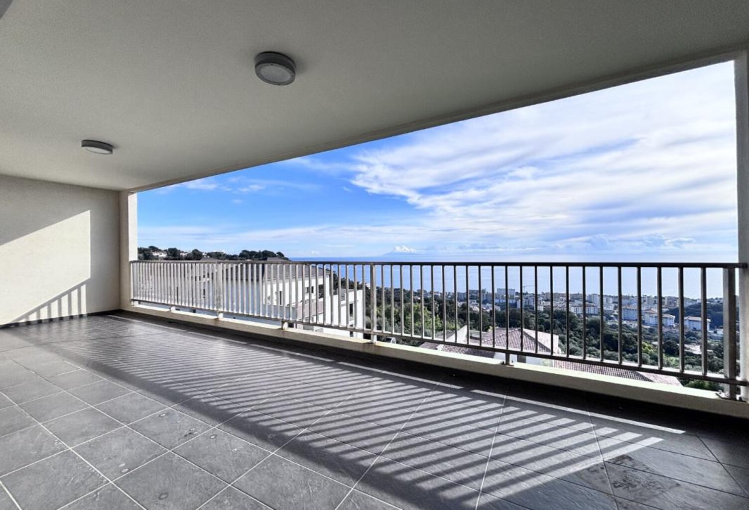 Duplex/Triplex — photo 1