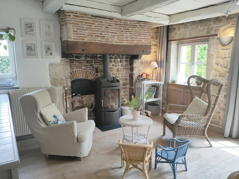 Maison  de Caractère en pierres de 202 m2 — photo 1