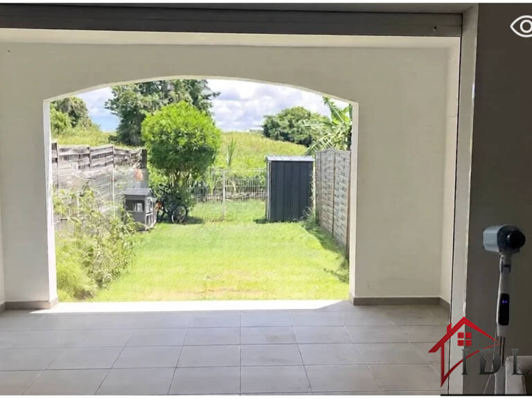 Le Robert (Pointe Lynch) -- Duplex T3 avec jardin privatif et — photo 1