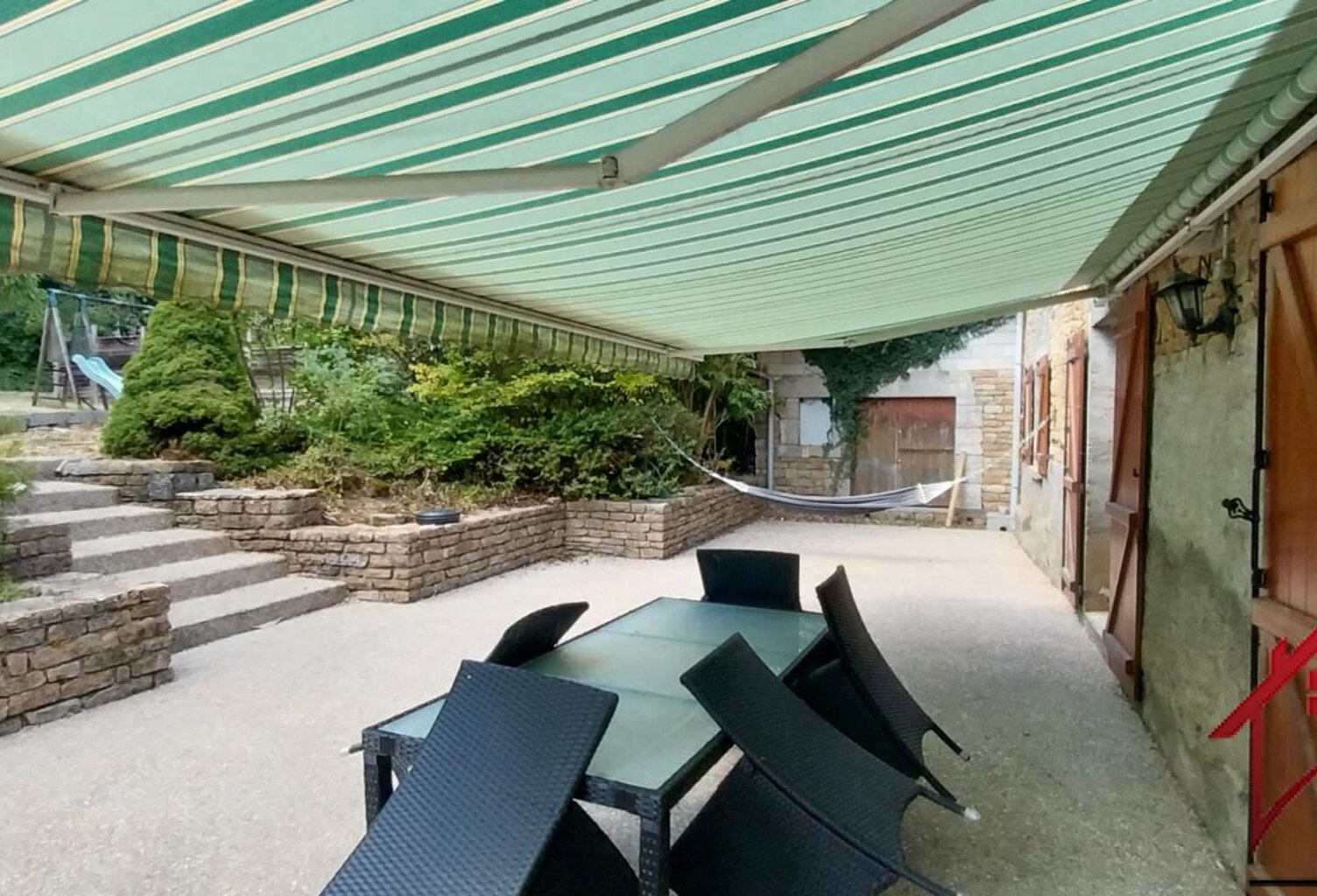 Maison de caractère de 281 m2 - Beaux volumes et fort potent — photo 1