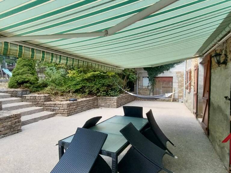 Maison de caractère de 281 m2 - Beaux volumes et fort potent — photo 1