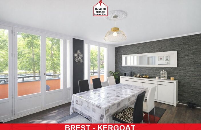 FINISTERE - Brest (29200) - A VENDRE - APPARTEMENT T5 AVEC BELLE PIECE DE VIE ET 3 CHAMBRES (POSSIBLE 4 CHAMBRES) - IDEAL FAMILLE OU COLOCATION - TRES BON ETAT — photo 2