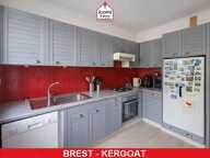 FINISTERE - Brest (29200) - A VENDRE - APPARTEMENT T5 AVEC BELLE PIECE DE VIE ET 3 CHAMBRES (POSSIBLE 4 CHAMBRES) - IDEAL FAMILLE OU COLOCATION - TRES BON ETAT — photo 4