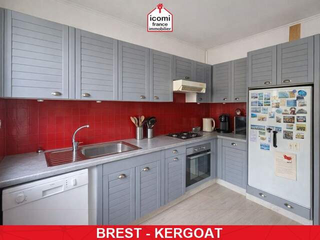 FINISTERE - Brest (29200) - A VENDRE - APPARTEMENT T5 AVEC BELLE PIECE DE VIE ET 3 CHAMBRES (POSSIBLE 4 CHAMBRES) - IDEAL FAMILLE OU COLOCATION - TRES BON ETAT — photo du bien