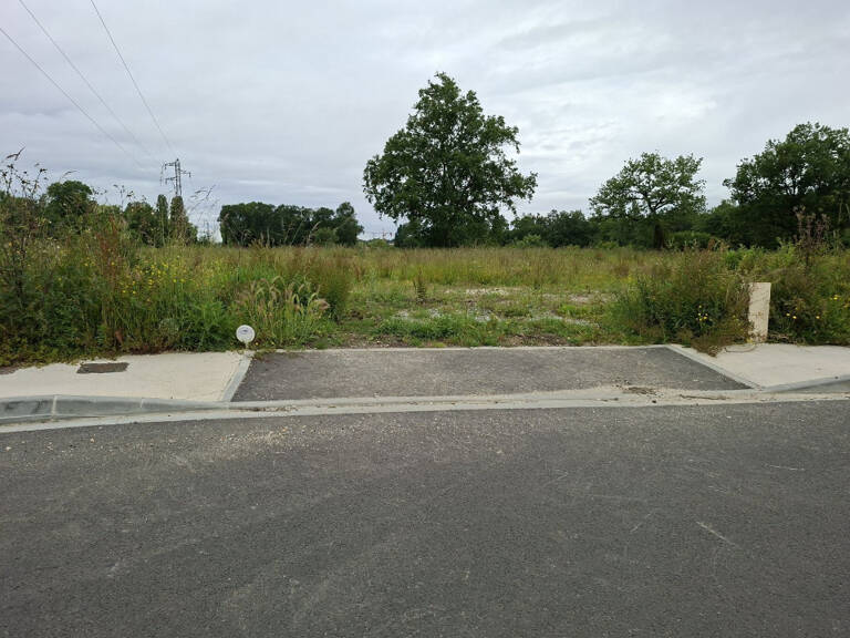 Terrain à bâtir à Saint-Germain-du-Puch (33750) — photo 1