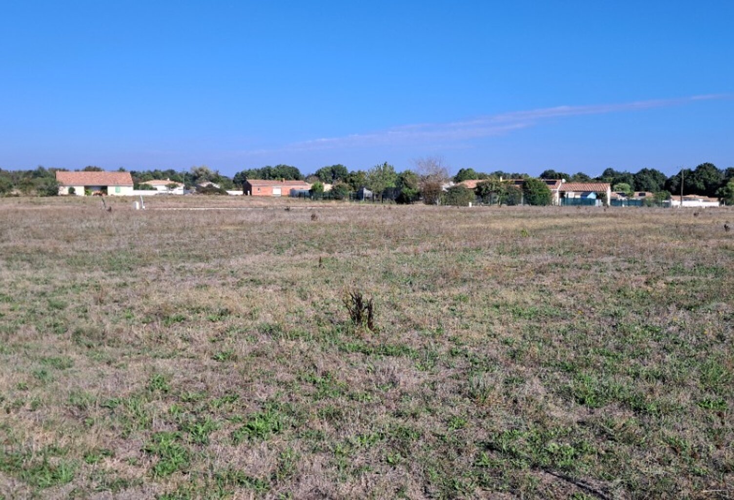 Terrain à bâtir à Mérignac (17210) — photo 1
