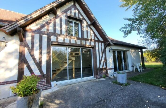 Grande maison de 400 m² avec piscine intérieure chauffée, sauna et appartement indépendant, sur 3 000 m² clos — photo 2