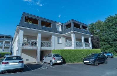 SAINT-CYR-SUR-LOIRE – T2 42,80 m² – DERNIER ÉTAGE – TERRASSE – BOX + PARKING — photo du bien
