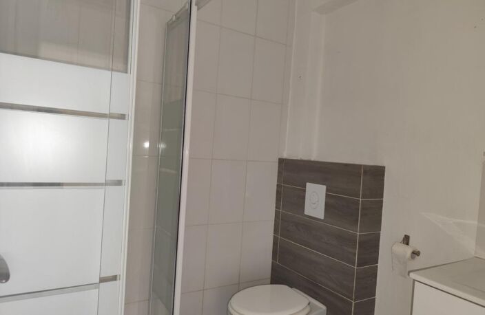 Appartement à louer 3 pièces KNUTANGE (57) — photo 2