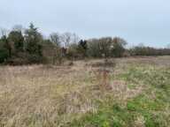 Terrain à bâtir à Pont-l'Abbé-d'Arnoult (17250) — photo 2
