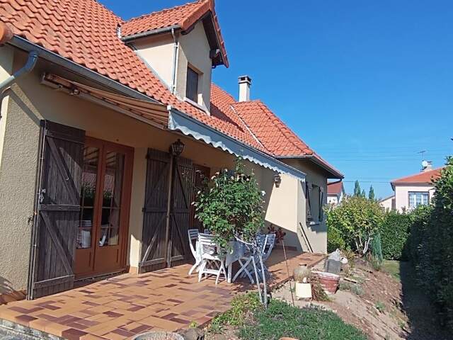 Maison à vendre 6 pièces ISSOIRE (63) — photo du bien