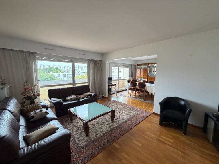 Appartement à vendre 3 pièces proche métro et centre commercial — photo 1