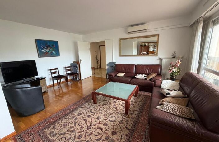 Appartement à vendre 3 pièces proche métro et centre commercial — photo 2