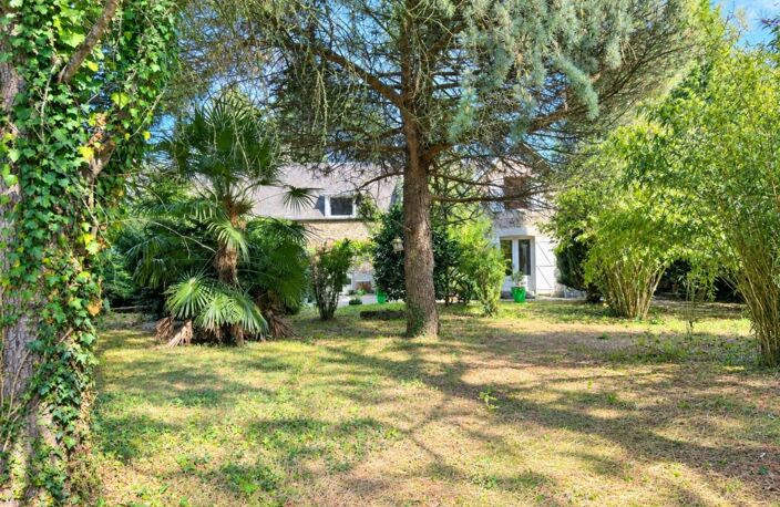 Maison à vendre 8 pièces Proche de CARROUGES (61) — photo 2