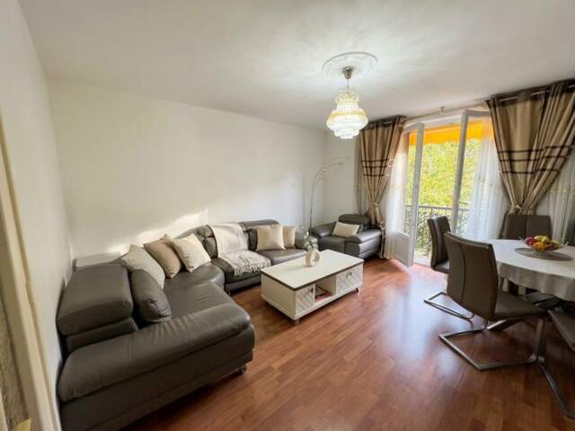 EPINAY-SUR-SEINE: APPARTEMENT 2 CHAMBRES BALCON PARKING CAVE PROCHE ENGHIEN LES BAINS — photo du bien