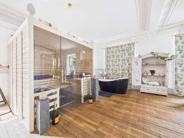 LONGUYON – APPARTEMENT STYLE LOFT DE 100M2 ENVIRON AVEC TERRASSE, JARDIN ET GRAND GARAGE — photo du bien