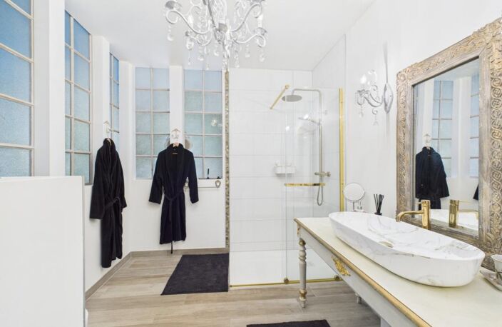 LONGUYON – APPARTEMENT STYLE LOFT DE 100M2 ENVIRON AVEC TERRASSE, JARDIN ET GRAND GARAGE — photo 3