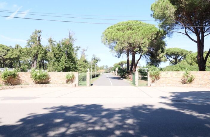 Corse, Bungalow au bord de la mer, CASTELLARE DI CASINCA (2b) — photo 4
