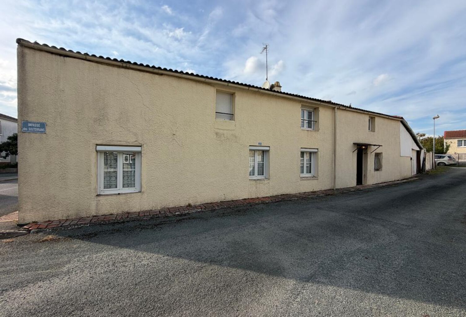 CORPE (85320) AU CALME ADORABLE MAISON EN PIERRES 4 CHAMBRES A RAFRAICHIR AVEC ANNEXE ET JARDIN CLOS — photo 1
