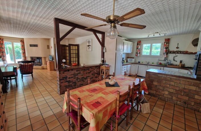 Maison à vendre 9 pièces AVERON BERGELLE (32) — photo 2