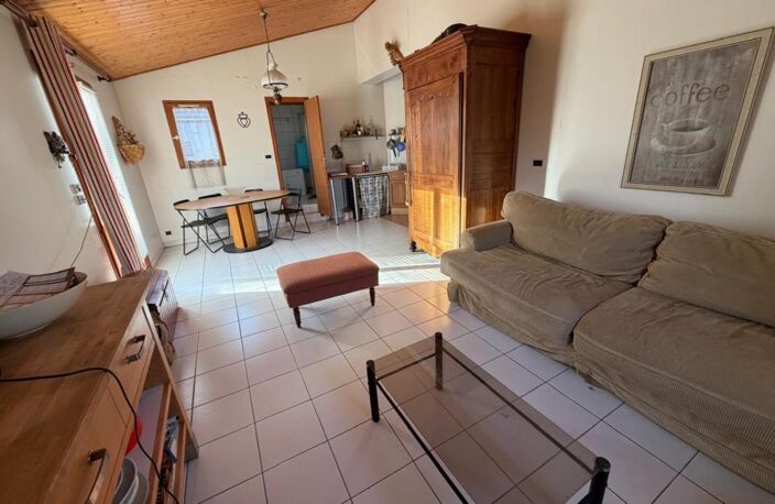 SAINT MICHEL EN L'HERM (85) 10 MIN DES PLAGES MAISON DE PLAIN PIED 2 CHAMBRES AVEC TERRASSE ET JARDIN — photo 2