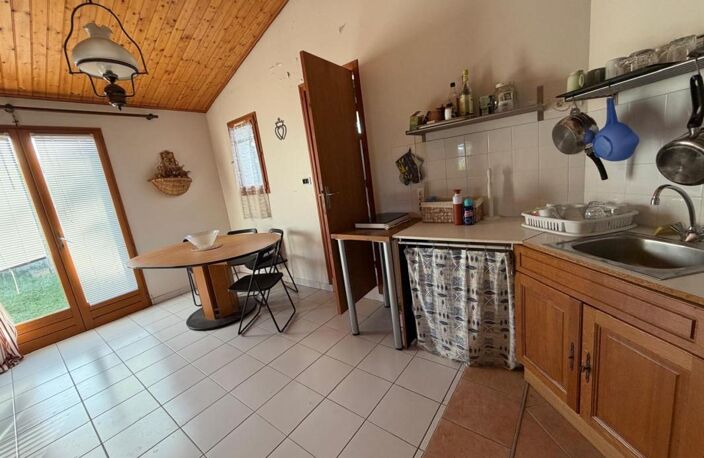 SAINT MICHEL EN L'HERM (85) 10 MIN DES PLAGES MAISON DE PLAIN PIED 2 CHAMBRES AVEC TERRASSE ET JARDIN — photo 4