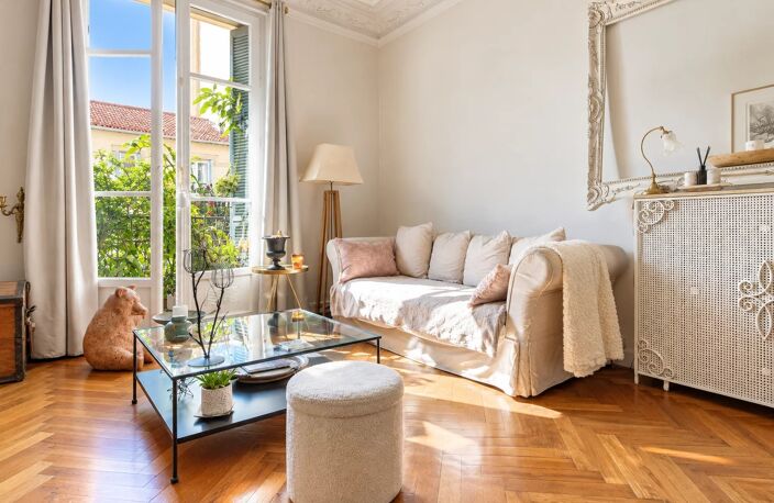 Nice Magnan - Appartement 2-Pièces bourgeois — photo 2
