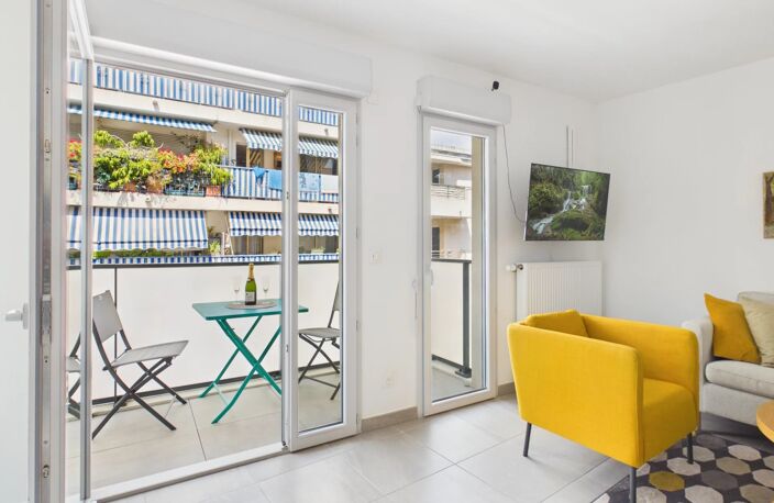 Appartement moderne avec deux balcons et place de parking en gar — photo 3