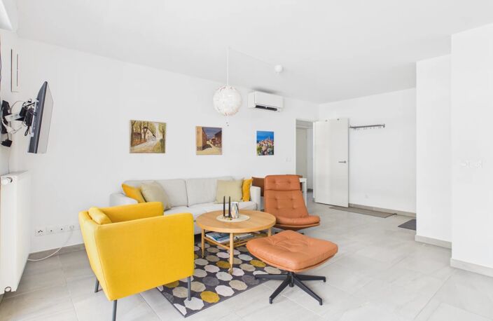 Appartement moderne avec deux balcons et place de parking en gar — photo 4
