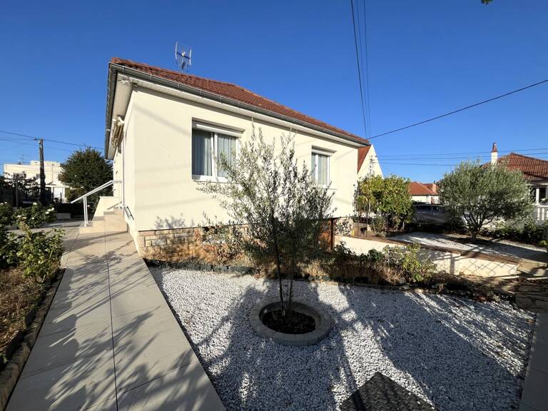 Chenove (limite vieux village) - Maison 4 pièces, sous sol compl — photo 1