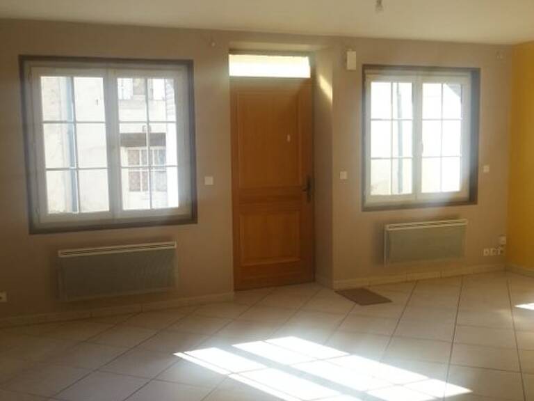 Maison de 78m2 à louer sur Saint-Jean-d'Angély — photo 1