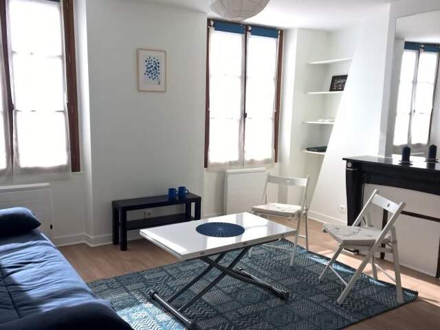 Studio de 27m2 à louer sur Paris 06 — photo du bien