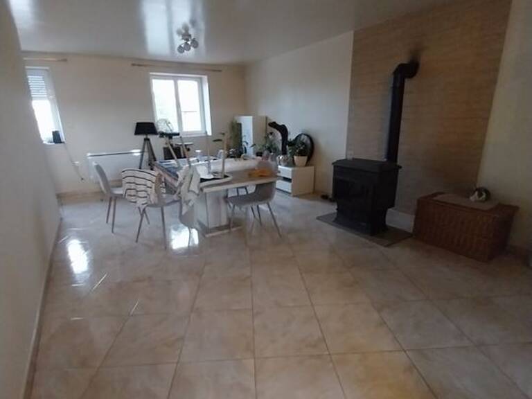 Appartement de 120m2 à louer sur Chattancourt — photo 1