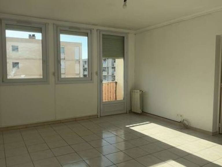 Appartement de 67m2 à louer sur Marignane — photo 1