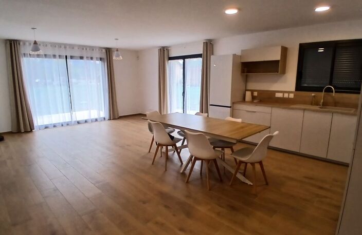 Maison de 103m2 à louer sur Les Échelles — photo 2