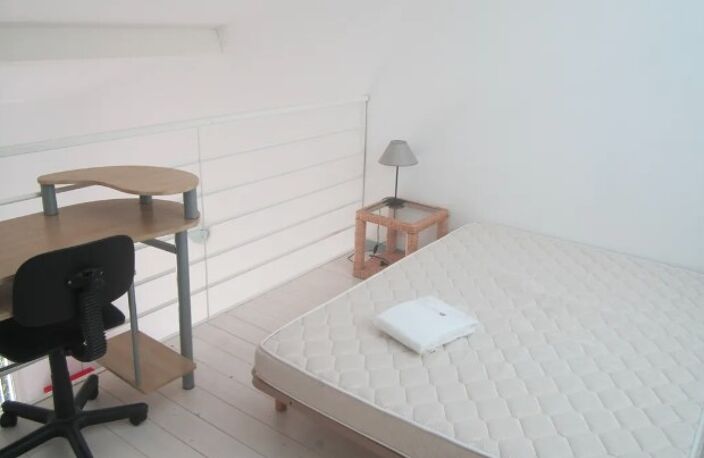 T2 — photo 2