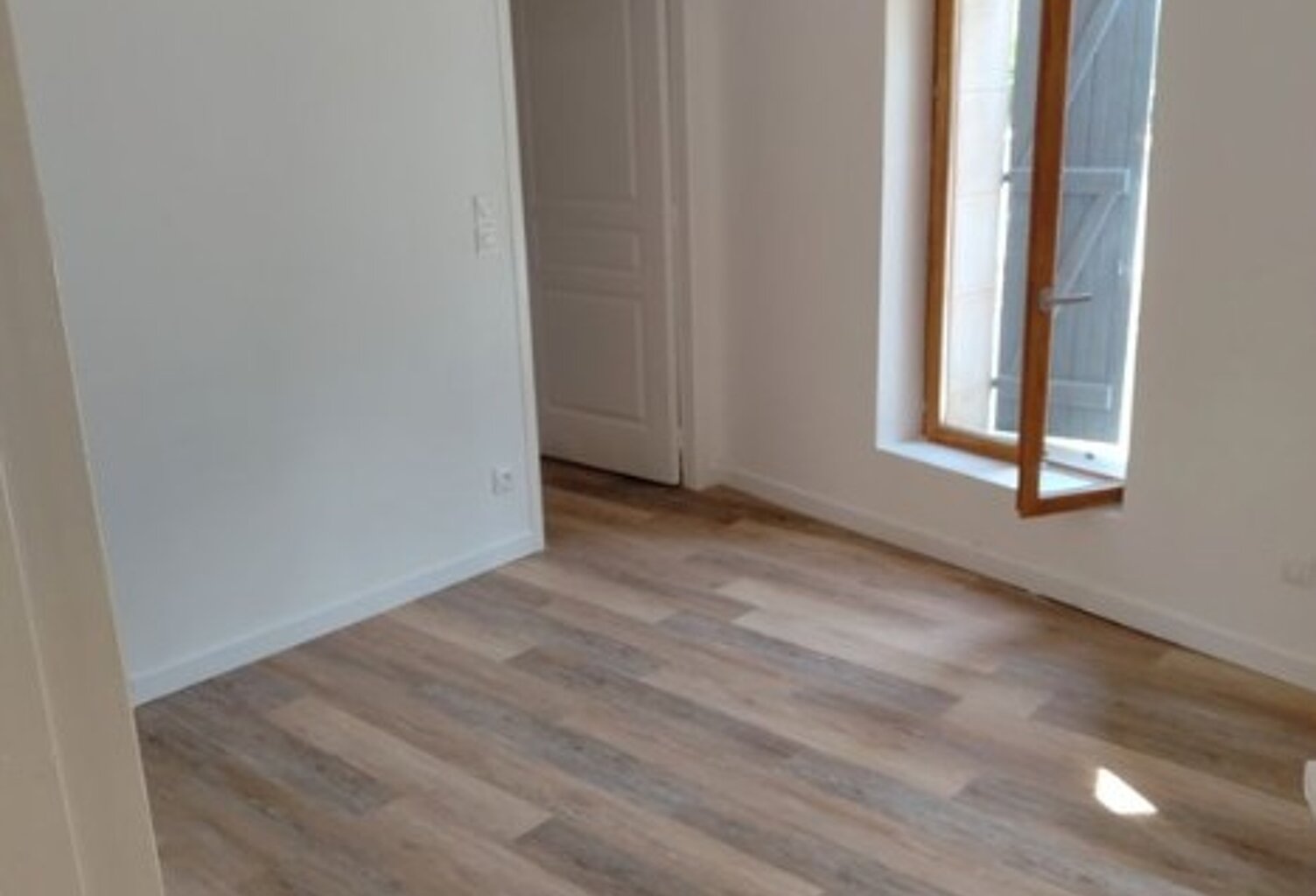 T2 — photo 1