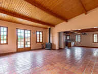 Propriété avec maison, piscine et ancien restaurant — photo 3