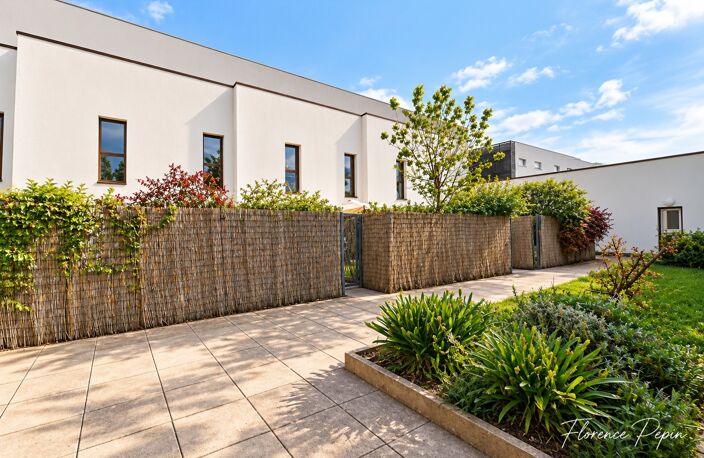 A vendre Appartement / Maison T4 en duplex avec jardin à NANTES (44) — photo 2