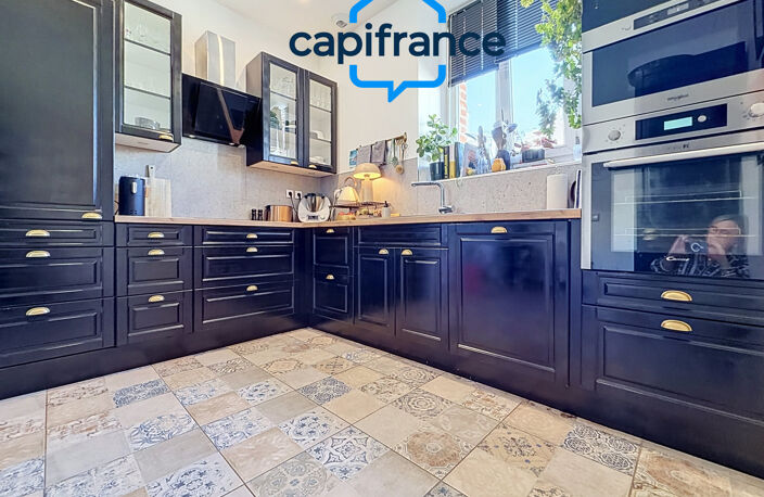 Appartement à vendre 4 pièces RENNES (35), St Hélier, cave, cellier, local vélo, balcons, parking en s.s — photo 4