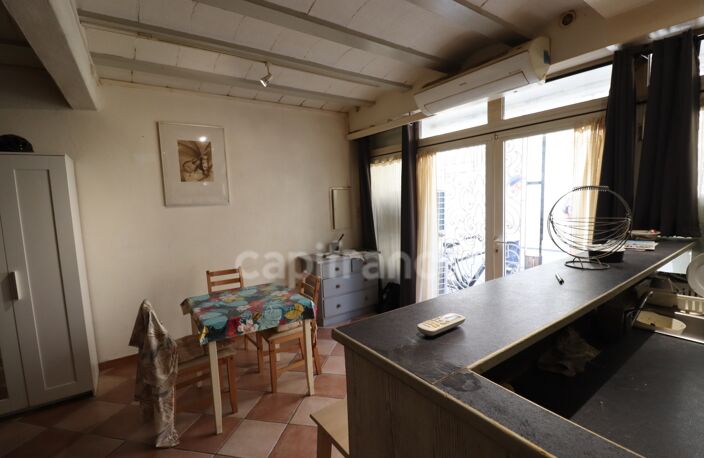 GARD (30) AIGUES−MORTES (30200) À Vendre Murs commerciaux de 115 m² + 34 m2 = 148 m2 libres d'occupant — photo 5