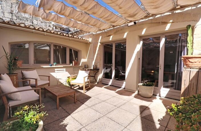 GARD (30) AIGUES−MORTES (30220) intra-muros A vendre appartement T4 ~97 m2, 4 chambres et terrasse de 8.5 m2 — photo 4
