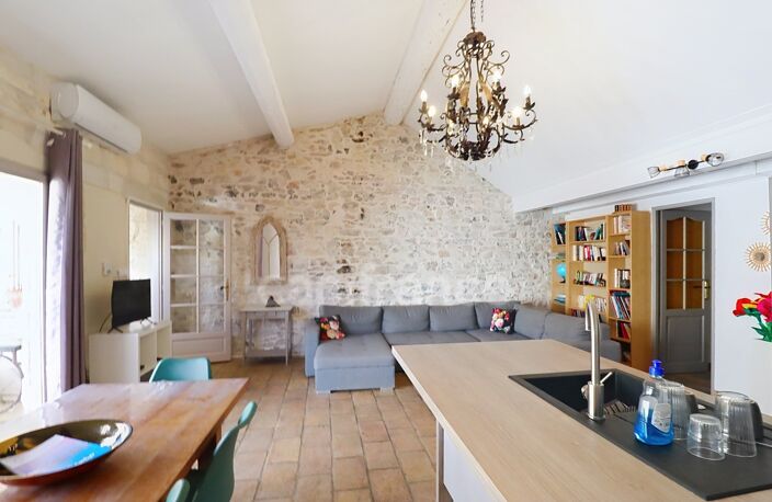 GARD (30) AIGUES−MORTES (30220) intra-muros A vendre appartement T4 ~97 m2, 4 chambres et terrasse de 8.5 m2 — photo 5