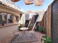 GARD (30) AIGUES−MORTES (30220) intra-muros à vendre appartement T4 ~40 m2, 1 chambres et terrasse — photo 2