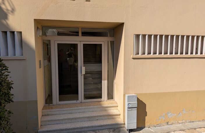 T3 AVEC BALCON, CAVE, GARAGE EN OPTION — photo 2