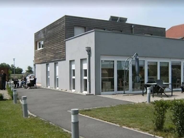 À VENDRE – F3 EN RÉSIDENCE SÉNIORS À BALTZENHEIM – INVESTISSEMENT LMNP GÉRÉ — photo 1