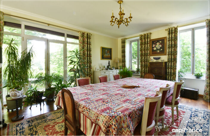 Maison Bourgeoise 8 pièces MAISONNAIS (18) — photo 4