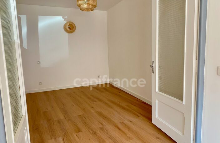 Appartement à vendre 2 pièces VESANCY (01) — photo 4