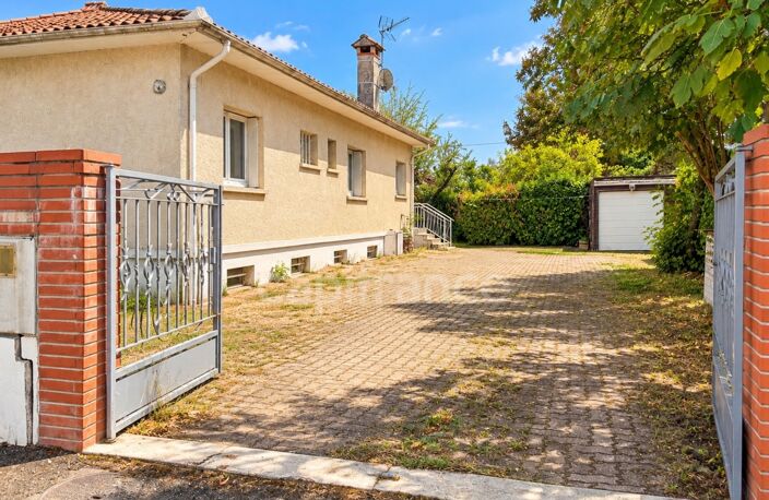 PINS-JUSTARET – Maison familiale 126 m² – 4 chambres – sous-sol 170 m² – terrain 1 125 m² — photo 3